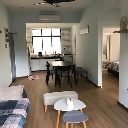 Mahkota Hotel Homestay